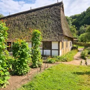 Freilichtmuseum am Kiekeberg Historisches Gebäude mit Garten
