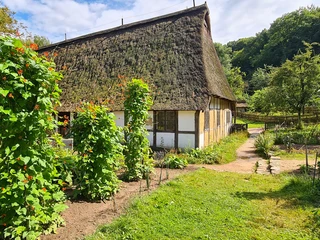 Freilichtmuseum am Kiekeberg Historisches Gebäude mit Garten