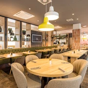 Meetingbereich des Radisson Hotel Leipzig | Leipzig Convention Bureau  Tagungen und Konferenzen in Leipzig - Sitzbereich für Meetings im Radisson Hotel Leipzig