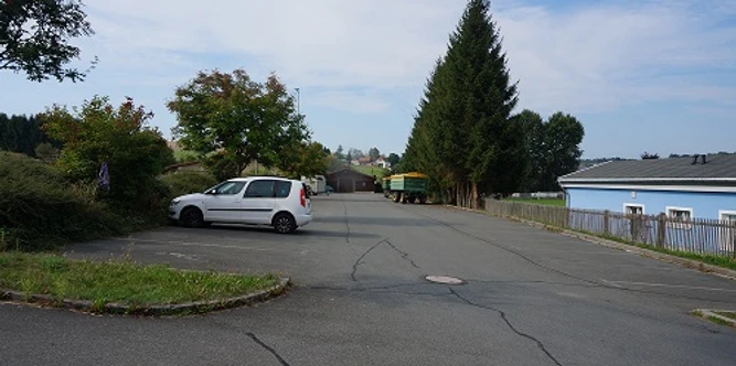 Parken Sportplatz Jahnstrasse Ellefeld