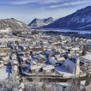 Blick auf Oberau im Winter in nördliche Richtung