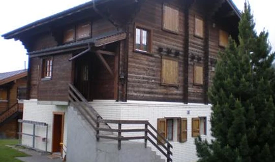 Aussenansicht Sommer