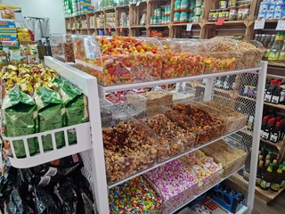 Nüsse und Süßigkeiten