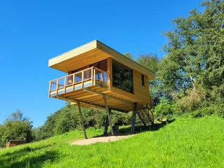 Baumhaus Aurora - Aussenansicht.jpg