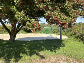 Fußballfeld auf dem Kampener Spielplatz