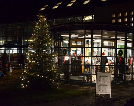 2019_Weihnachtsdorf Mütterzentrum (1)_HD.jpg