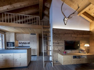 zurschmitten-8720-001