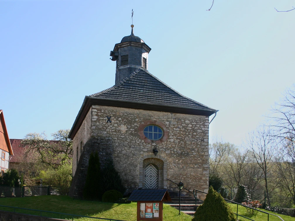 Kapelle_St._Martin_Dannhausen_Kirche.jpg