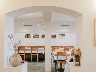 Alpfrieden_Bettmeralp_Restaurant_4.jpg