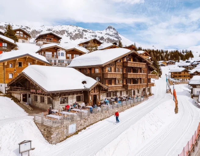 Alpfrieden_Bettmeralp_Aussenansicht_Winter.jpeg