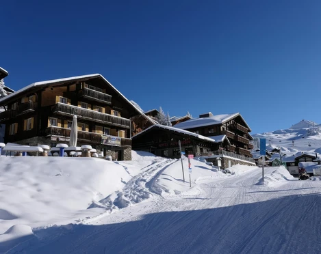 Alpfrieden Schneebar_2.jpeg