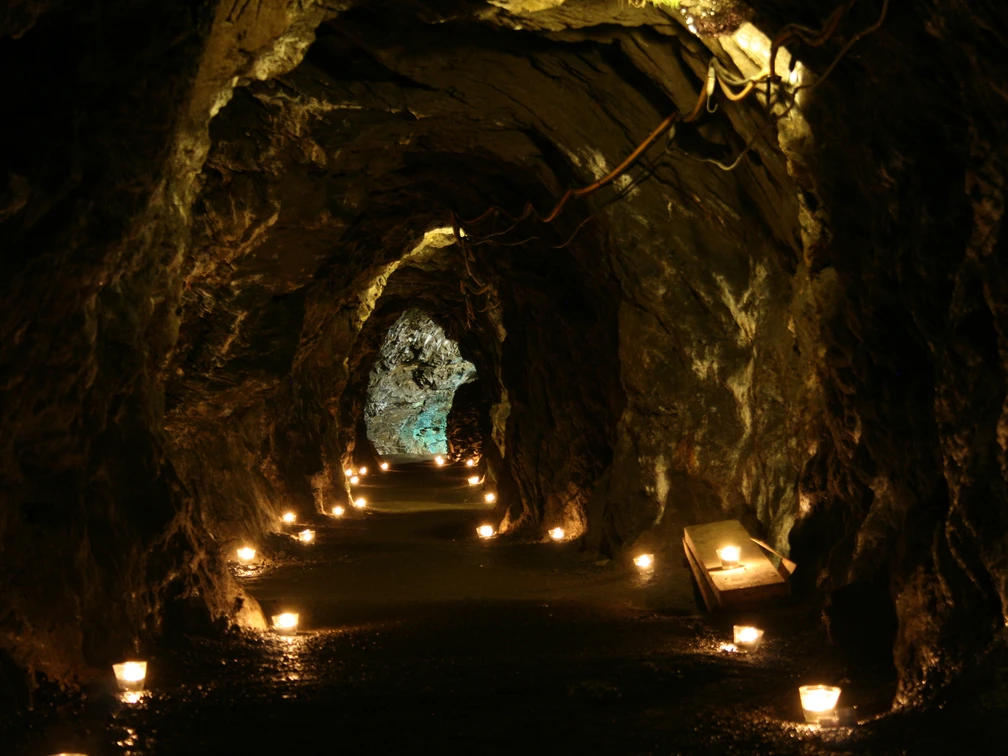 Roeder Stollen unter Tage AdventRoeder Stollen underground Advent
