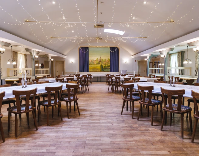 Festsaal Zum Lindenkrug Witzeeze.jpg