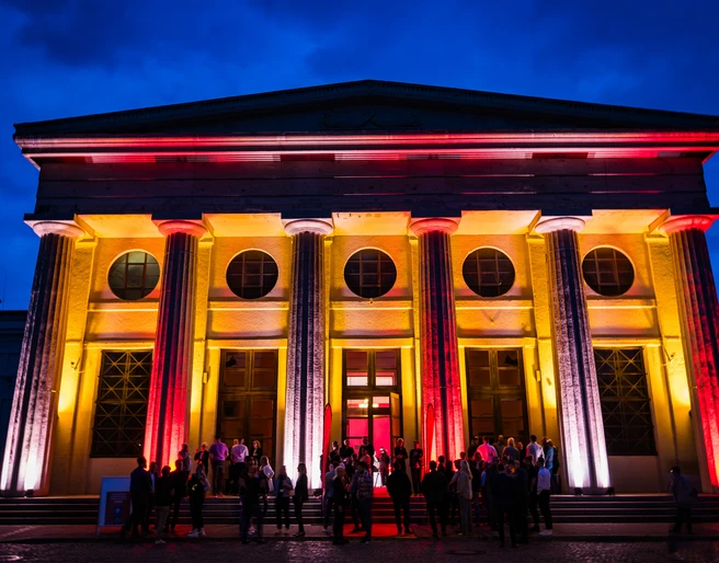 Eventlocation H16 - Leipzig Convention Bureau Eventlocation H16 – präsentiert vom Leipzig Convention BureauEventlocation H16 - presented by the Leipzig Convention Bureau