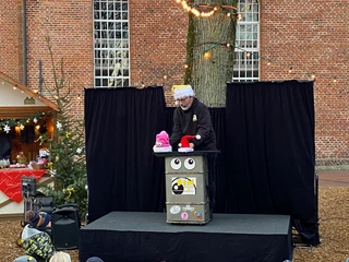 Weihnachtsshow mit Puppets in Minutes.jpg