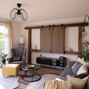 Photo, INSIDE, OUTSIDE