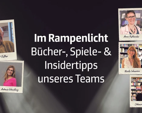 Im Rampenlicht quer (c) Mayersche Buchhandlung.jpg "Im Rampenlicht"-Veranstaltungsposter in Querformat mit Teamfotos in Collageformat.