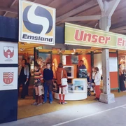 Messestand der Emsland GmbH 1974 in Cloppenburg - Quelle - Kreisarchiv Emsland Ausstellung Emslandplan.jpg