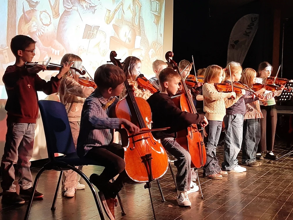 02 JeKits-Streicher, PETRIschule.jpg