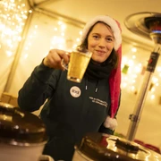 Sara Josef (Geschäftsführung Exil e.V.) - Osnabrück: Charity-Weihnachtsmarkt am Museumsgarten Museumsquartier Sara Josef (Geschäftsführung Exil e.V.) - Osnabrück: Charity-Weihnachtsmarkt am Museumsgarten Museumsquartier