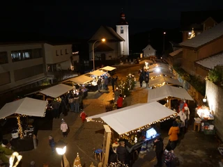 Weihnachtsmarkt & Adventsweg Romoos Nr 1