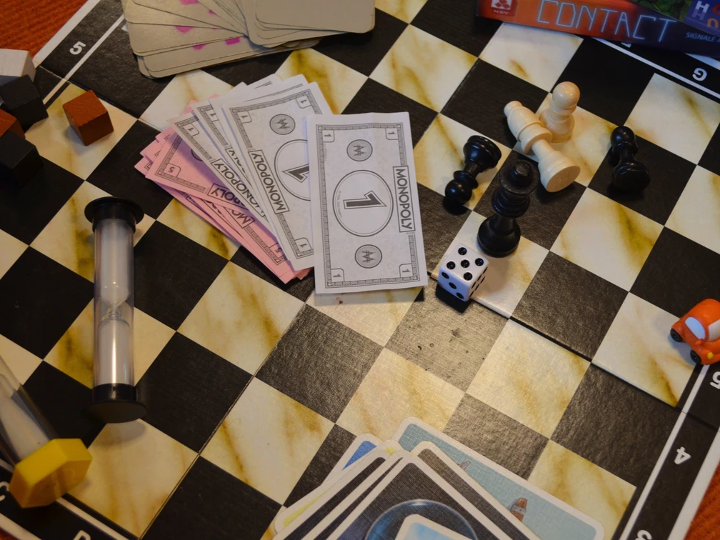 TMV/Spiele Website (1)