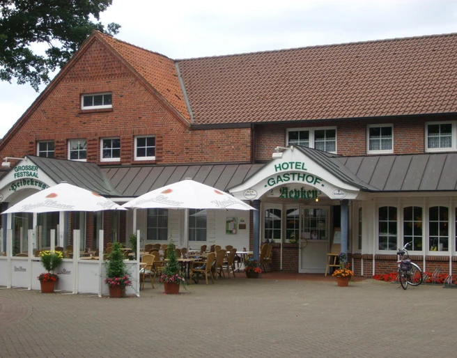 Gasthof_Aepken_Aussenansicht.jpg