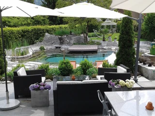 carlton-europe-hotel-pool-terasse