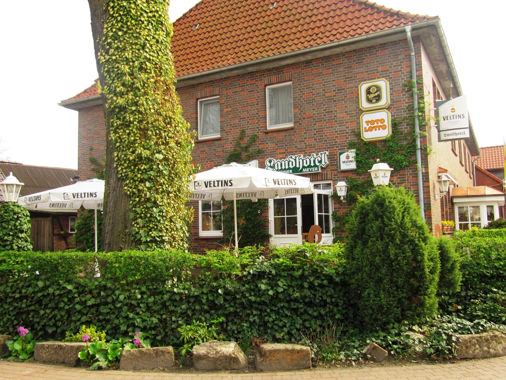 Landhotel Heiner Meyer Blick auf das Landhotel Heiner Meyer Wahrenholz