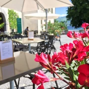 schloss-cafe-spiez-terrasse