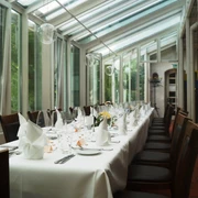 Tafel im Schlossrestaurant Zentgraf Gedeckte Tafel im Schlossrestaurant Zentgraf in Gifhorn