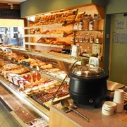 baeckerei-konditorei-mohel-vitrine