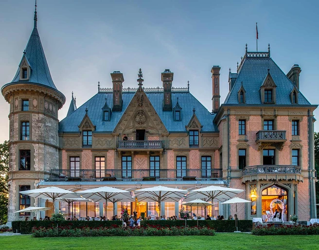 schloss-schadau-restaurant-daemmerung