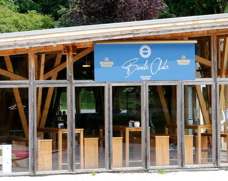 Komm Beach Club Komm Beach Club