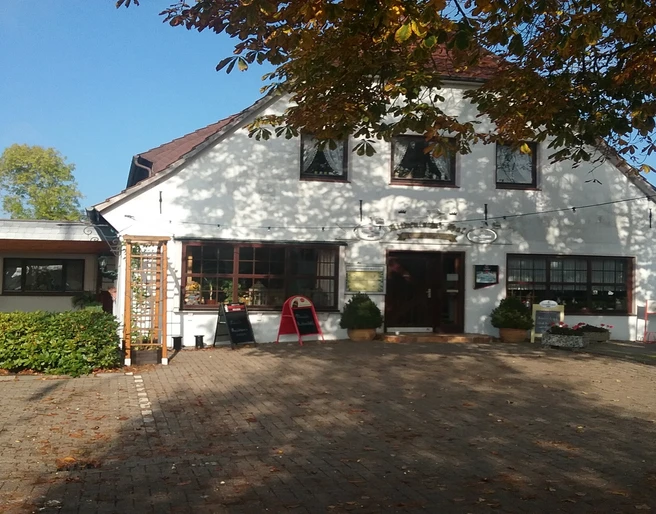 5eec9f2acfd54_restaurant_altdeutscher_hof_burhave_butjadingen_front