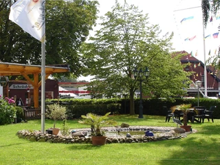 5eec9f2e0141c_restaurant_altdeutscher_hof_burhave_butjadingen_terasse