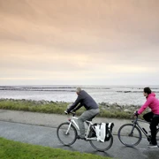 radtour-nordsee-deichtour-wesselburen-dithmarschen-tourismus