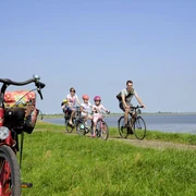 radtour-friesen-und-dithmarscher-wesselburen-dithmarschen-tourismus
