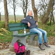 Hebbel Rundwandwerweg, Baumelbank