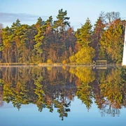 Der Bullensee mit dem Zertifikat des NORDPFADES Dör't Moor Der Bullensee mit dem Zertifikat des NORDPFADES Dör't Moor