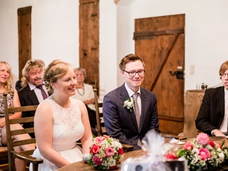 Standesamtliche Trauung im Kloster Isenhagen Standesamtliche Trauung im Kloster Isenhagen
