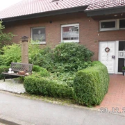 fewo-hausboemelburg-hausansicht Eingang des Hauses von Außen