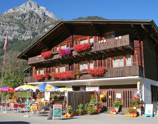Hôtel Spillgerten Schwenden Grimmialp en été