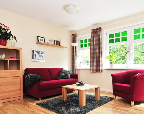 Geschmackvolle Ferienwohnung auf Schloms Hof Geschmackvolle Ferienwohnung auf Schloms Hof