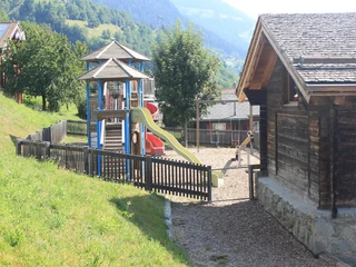 Spielplatz Ried-Mörel 02
