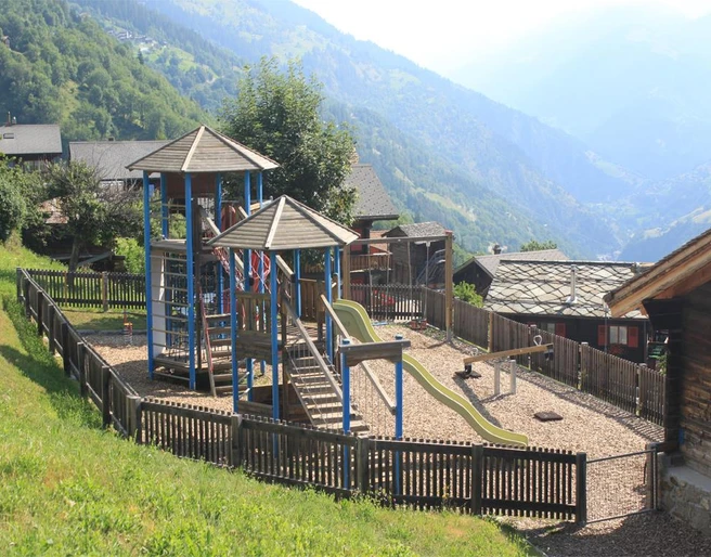 Spielplatz Ried-Mörel 01