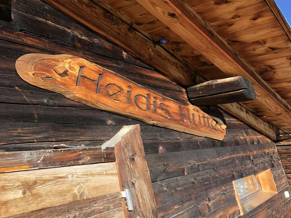 heidis-hütte-fiescheralp