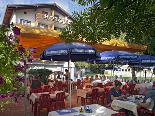 restaurant-hotel-park-fiesch-terrasse