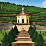 Schloss Wackerbarth Sächsisches Staatsweingut GmbH