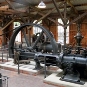Dampfmaschine